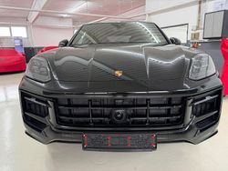 Schwarz Neu 2025 Porsche Cayenne Coupe Coupé | 166.580 € (Teuer)