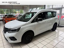 Weiss Gebraucht 2023 Renault Kangoo Equilibre Van / Kleinbus | 21.980 € (Guter Preis)
