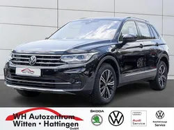Deep black perleffekt Gebraucht 2021 VW Tiguan Elegance SUV | 31.926 € (Fairer Preis)