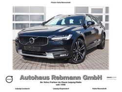 Magic blue metallic / metallic Gebraucht 2019 Volvo V90 CC Pro Kombi | 24.990 €