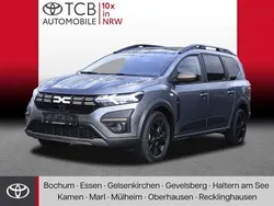 Grau Gebraucht 2024 Dacia Jogger Extreme Van / Kleinbus | 20.789 € (Fairer Preis)
