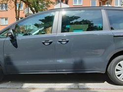 Grau Gebraucht 2014 VW Sharan Comfortline Van / Kleinbus | 13.970 € (Teuer)