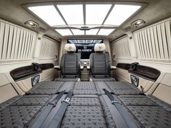 Schwarz Neu 2025 Mercedes V300 Van / Kleinbus | 237.999 €