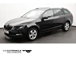 Schwarzmagic perleffekt Gebraucht 2019 Skoda Octavia Style Kombi | 16.490 € (Fairer Preis)