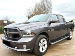Grau Gebraucht 2016 Dodge Ram Abholung | 22.950 € (Superpreis)