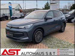 Grau Gebraucht 2024 VW Tiguan Life SUV | 30.380 € (Fairer Preis)