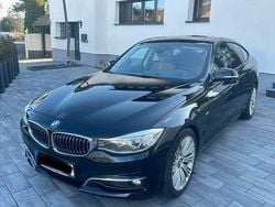 Schwarz Gebraucht 2014 BMW 330 Luxury Line Limousine | 12.990 € (Superpreis)