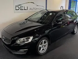 Schwarz Gebraucht 2016 Volvo V60 Kinetic Kombi | 14.490 € (Guter Preis)
