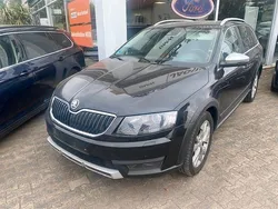 Schwarz Gebraucht 2015 Skoda Octavia Scout 4x4 Kombi | 8.900 € (Guter Preis)
