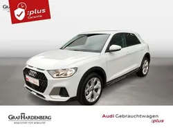 Gletscherweiß metallic Gebraucht 2024 Audi A1 Basis Kleinwagen | 24.555 € (Superpreis)