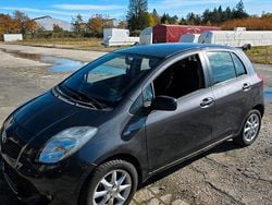 Grau Gebraucht 2008 Toyota Yaris Kleinwagen | 3.500 € (Fairer Preis)