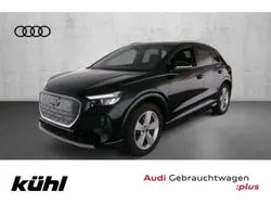 Mythosschwarz metallic Gebraucht 2024 Audi Q4 e-tron Ambiente SUV | 46.690 € (Teuer)