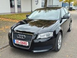 Schwarz Gebraucht 2010 Audi A3 Sportback Ambiente Kleinwagen | 5.888 € (Fairer Preis)