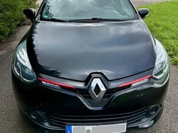 Schwarz Gebraucht 2016 Renault Clio IV Experience Kleinwagen | 7.900 € (Fairer Preis)