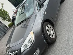 Braun Gebraucht 2011 Opel Astra Limousine | 2.999 € (Guter Preis)