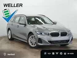 Skyscraper grau (grau) Gebraucht 2023 BMW 330e Comfort Edition Kombi | 34.945 €