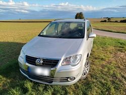 Silber Gebraucht 2010 VW Touran Van / Kleinbus | 4.000 € (Guter Preis)