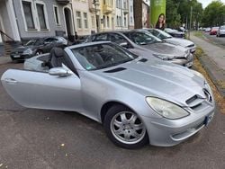 Grau Gebraucht 2006 Mercedes SLK200 Cabrio | 7.990 € (Etwas zu teuer)