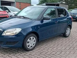 Blau Gebraucht 2014 Skoda Fabia Active Limousine | 4.699 € (Fairer Preis)