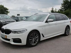 Alpinweiss iii Gebraucht 2019 BMW 530 M Sport Kombi | 29.900 € (Guter Preis)