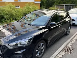 Schwarz Gebraucht 2019 Ford Focus ST-Line Kombi | 15.000 € (Fairer Preis)