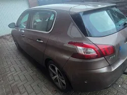 Braun Gebraucht 2015 Peugeot 308 Limousine | 10.490 € (Teuer)
