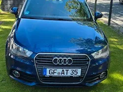 Blau Gebraucht 2011 Audi A1 Ambition Kleinwagen | 6.000 € (Fairer Preis)
