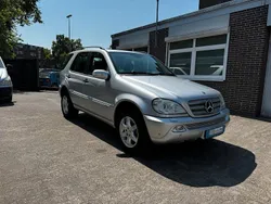 Silber Gebraucht 2004 Mercedes ML270 SUV | 8.299 €