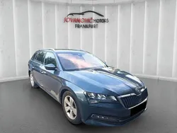 Grau Gebraucht 2019 Skoda Superb Style Kombi | 13.900 € (Fairer Preis)