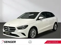 Weiß Gebraucht 2019 Mercedes B180 Progressive Van / Kleinbus | 23.630 € (Fairer Preis)