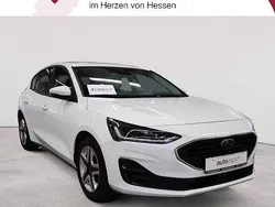 Frozen white Gebraucht 2022 Ford Focus Cool & Connect Limousine | 13.990 € (Superpreis)