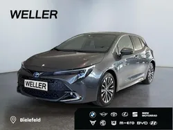 Grau Gebraucht 2024 Toyota Corolla Team Limousine | 25.780 € (Fairer Preis)