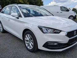 Weiß Gebraucht 2022 Seat Leon Style Kombi | 17.650 € (Guter Preis)