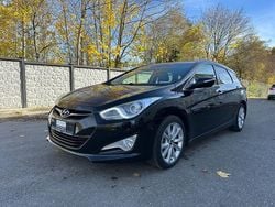 Schwarz Gebraucht 2011 Hyundai i40 Premium Kombi | 7.900 € (Fairer Preis)