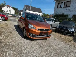 Orange Gebraucht 2017 Mitsubishi Space Star Edition Kleinwagen | 5.999 € (Guter Preis)