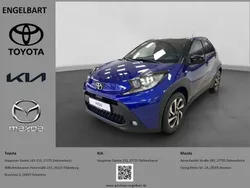 Blau Neu 2024 Toyota Aygo Team Kleinwagen | 18.990 €