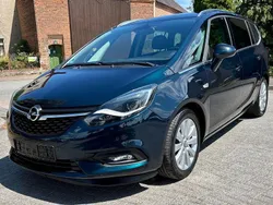 Grün Gebraucht 2017 Opel Zafira Tourer S Van / Kleinbus | 11.990 € (Guter Preis)