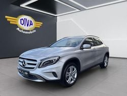 Grau Gebraucht 2015 Mercedes GLA200 Urban SUV | 19.999 € (Fairer Preis)