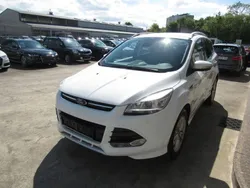 Weiß Gebraucht 2016 Ford Kuga Individual SUV | 8.800 € (Superpreis)