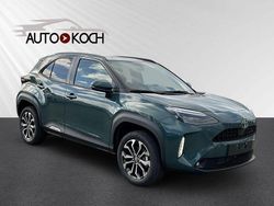 Grün Neu 2025 Toyota Yaris Cross SUV | 27.980 € (Guter Preis)