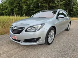 Argon silber/ice silver (m2) Gebraucht 2013 Opel Insignia Innovation Kombi | 7.900 € (Fairer Preis)