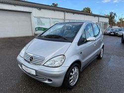 Silber Gebraucht 2003 Mercedes A160 Elegance Van / Kleinbus | 3.990 € (Teuer)