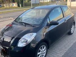 Schwarz Gebraucht 2007 Toyota Yaris Kleinwagen | 2.399 € (Fairer Preis)