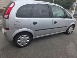 Grau Gebraucht 2004 Opel Meriva Van / Kleinbus | 1.800 € (Guter Preis)