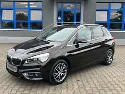 Braun Gebraucht 2015 BMW 218 Active Tourer Luxury Line Van / Kleinbus | 13.200 € (Etwas zu teuer)