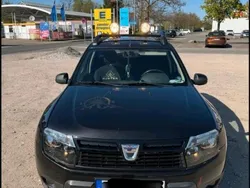 Schwarz Gebraucht 2013 Dacia Duster SUV | 6.500 € (Fairer Preis)