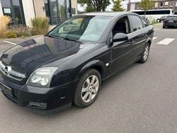 Schwarz Gebraucht 2003 Opel Vectra Limousine | 590 € (Guter Preis)