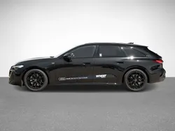 Mythosschwarz metallic Gebraucht 2024 Audi A5 Ambiente Coupé | 56.990 € (Fairer Preis)