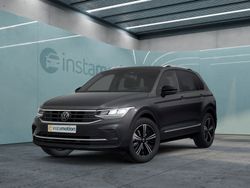 Grau Gebraucht 2023 VW Tiguan Active SUV | 36.120 € (Etwas zu teuer)