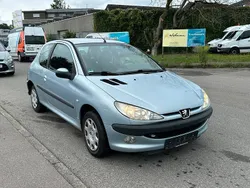 Grau Gebraucht 2004 Peugeot 206 Kleinwagen | 990 € (Fairer Preis)